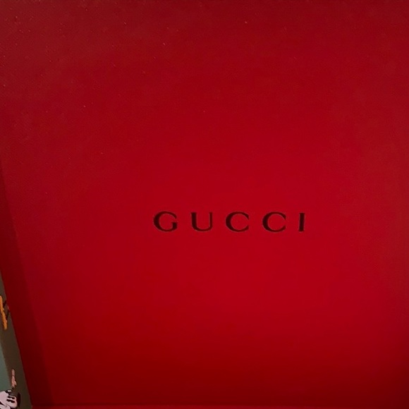 Gucci Mickey rare envelope case NWOT! - Picture 7 of 9